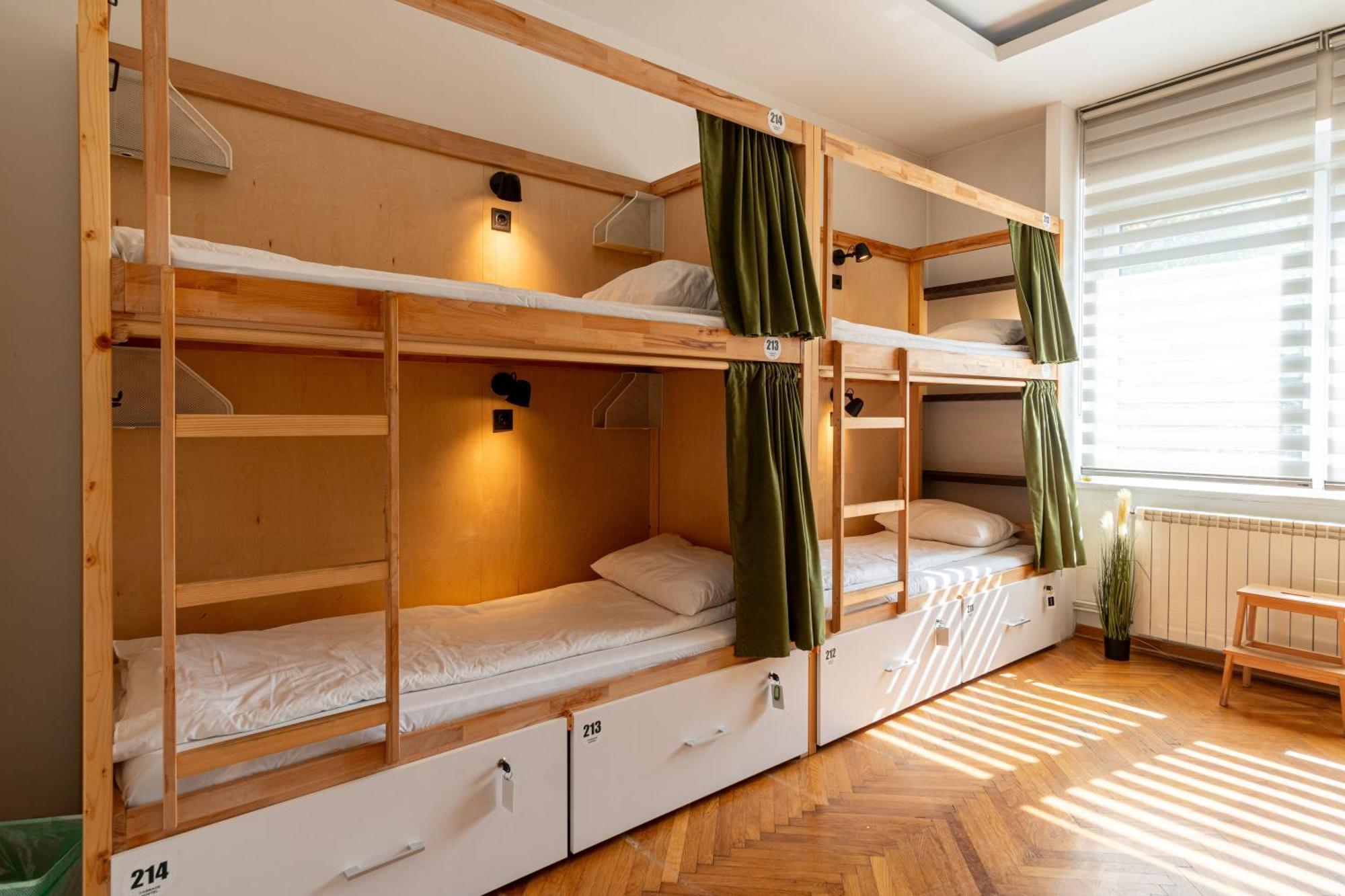 Cabbage Hostel Belgrád Kültér fotó